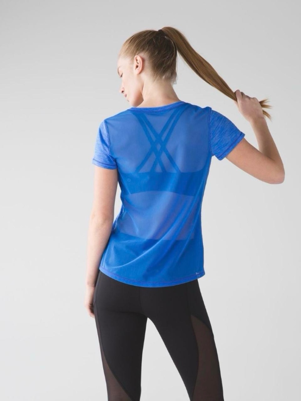 Lululemon Pipe Dream Blue Beat the Heat short sleeve tee